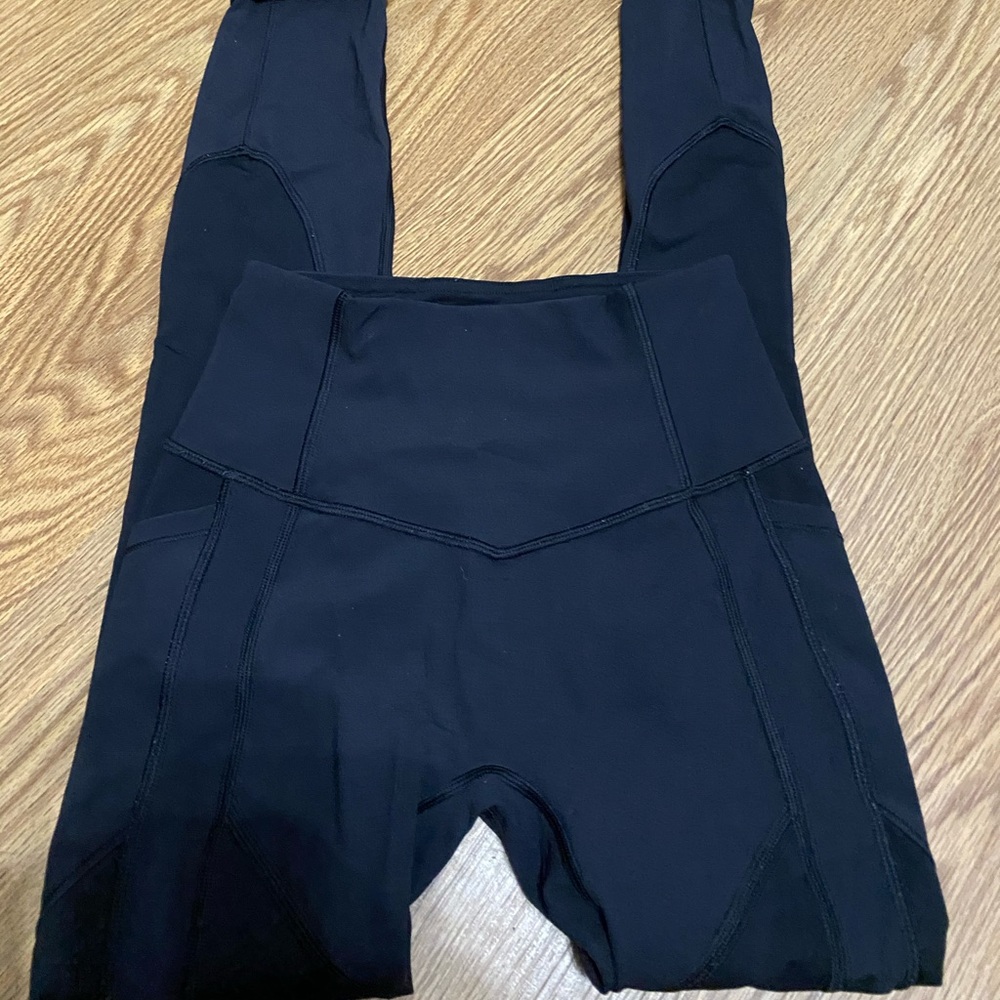 Lululemon black all the right places leggings